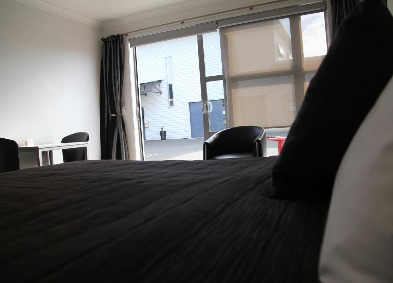 Pukekura Motor Lodge New Plymouth Eksteriør billede A room at the hotel